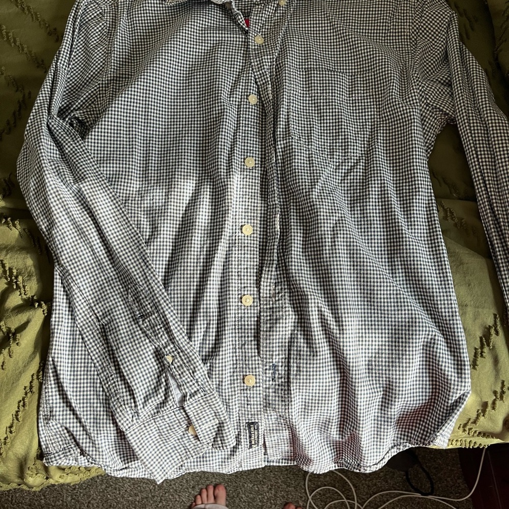 American Eagle Outfitters Black and White Gingham Shirt